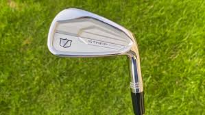 WILSON 2024 STAFF MODEL CB IRON